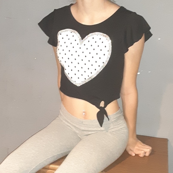 Black and White Heart Crop Top - Picture 1 of 3